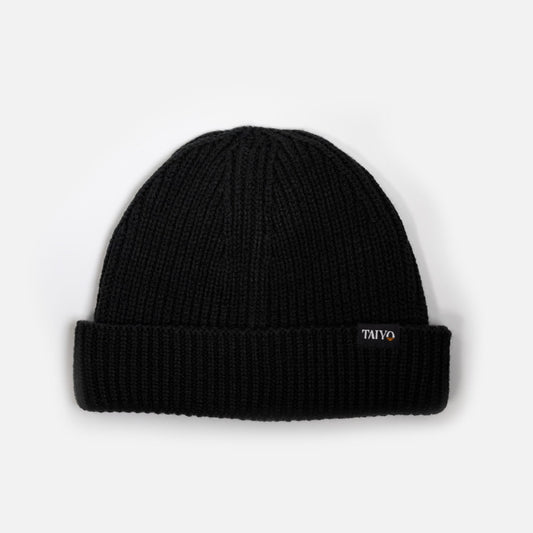 Bonnet docker en maille noir avec patch tissé taiyo