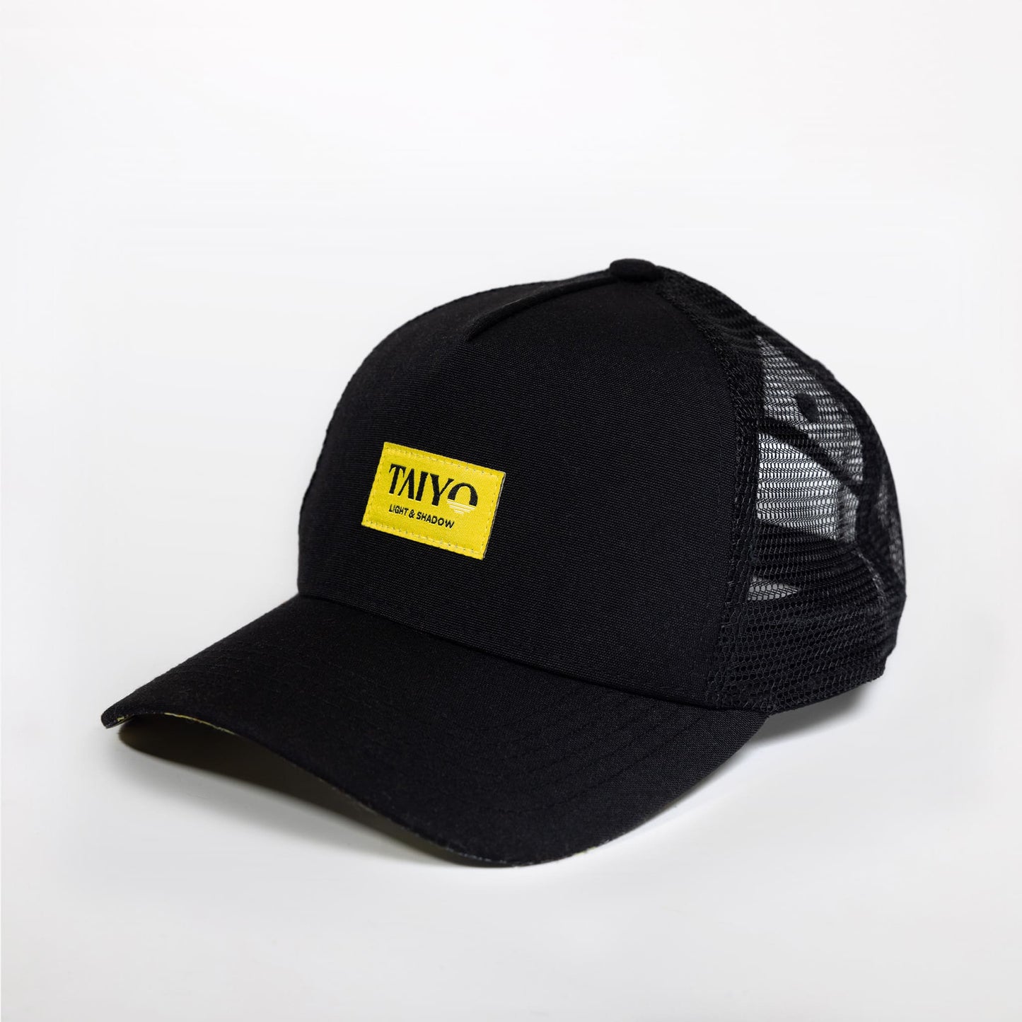 casquette trucker noir et jaune casquette banane