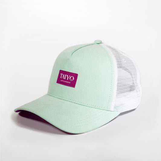 casquette trucker en suede couleur vert d'eau