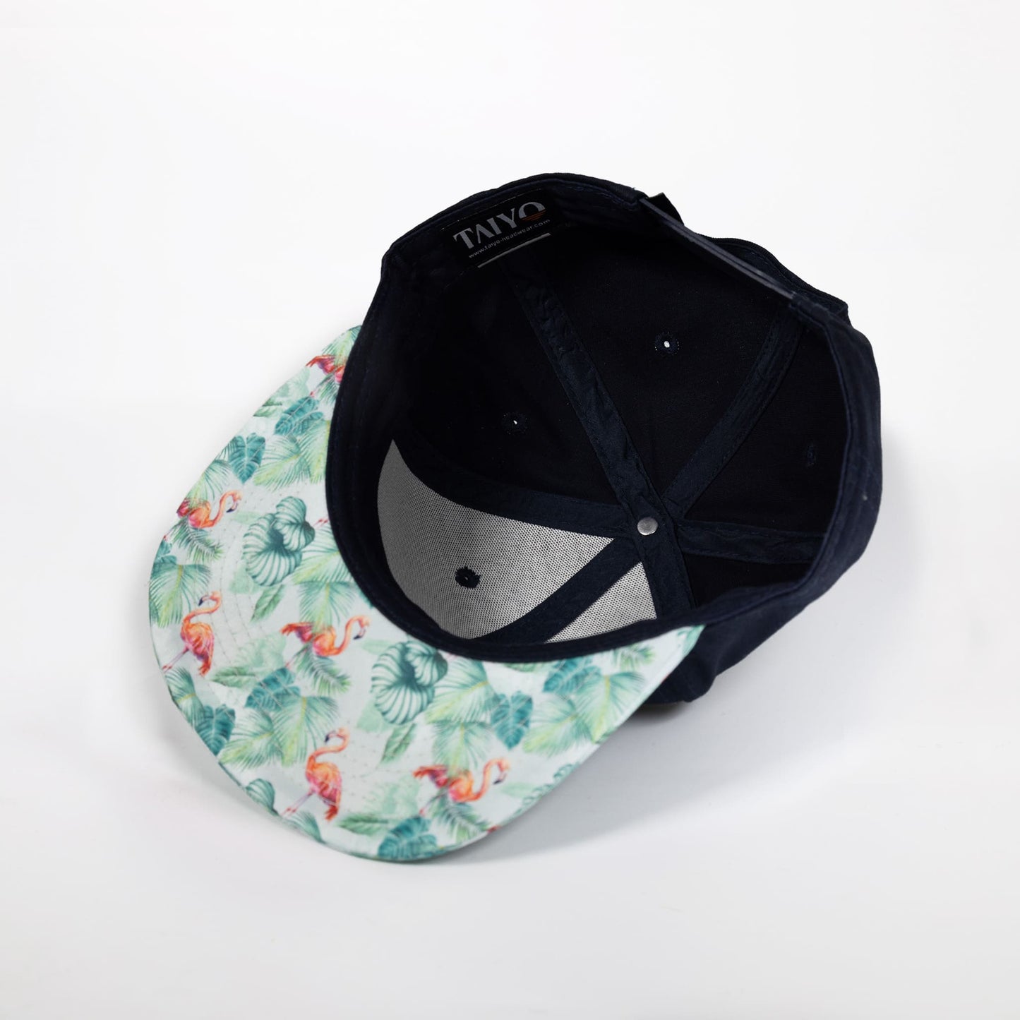 casquette visière plate flamant rose