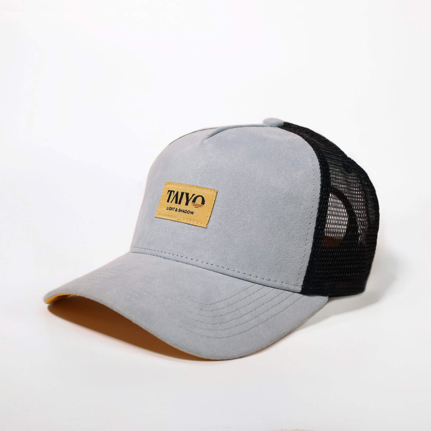 casquette trucker en suede gris et noir