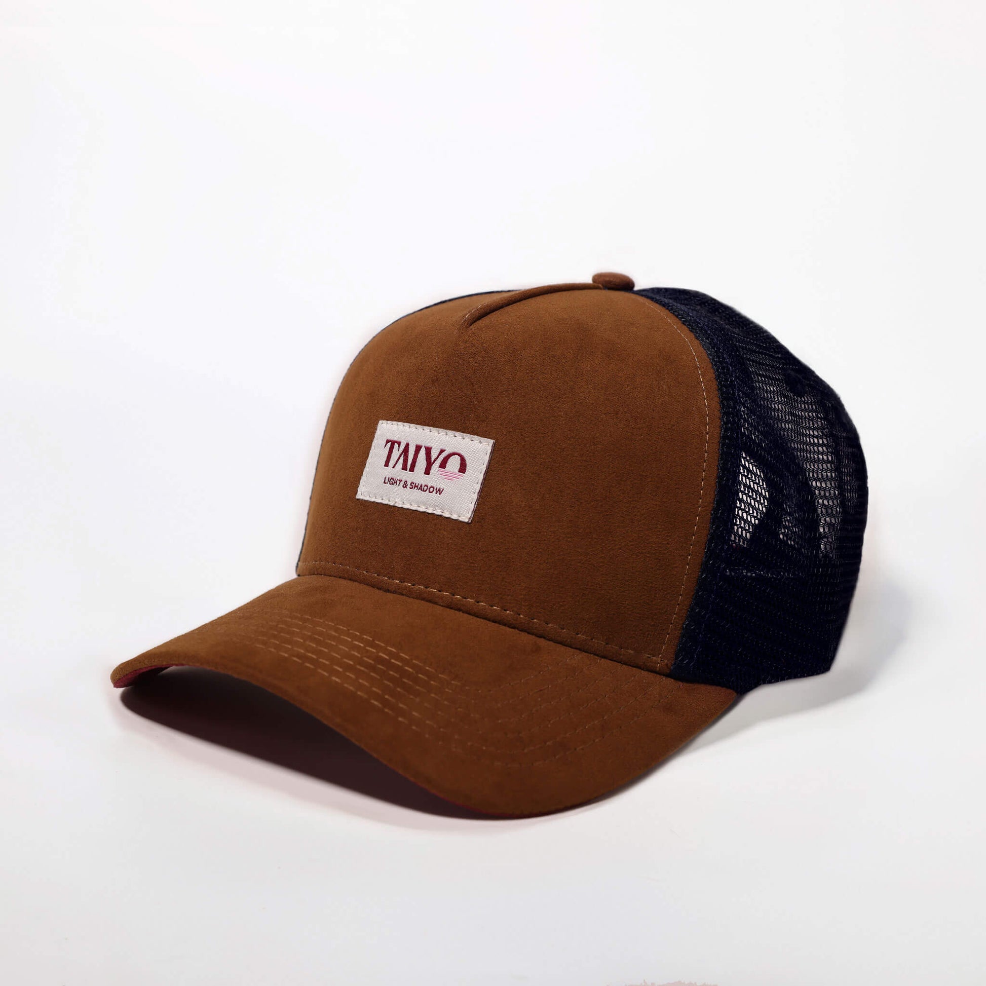 casquette trucker suede marron violet et bleu marine