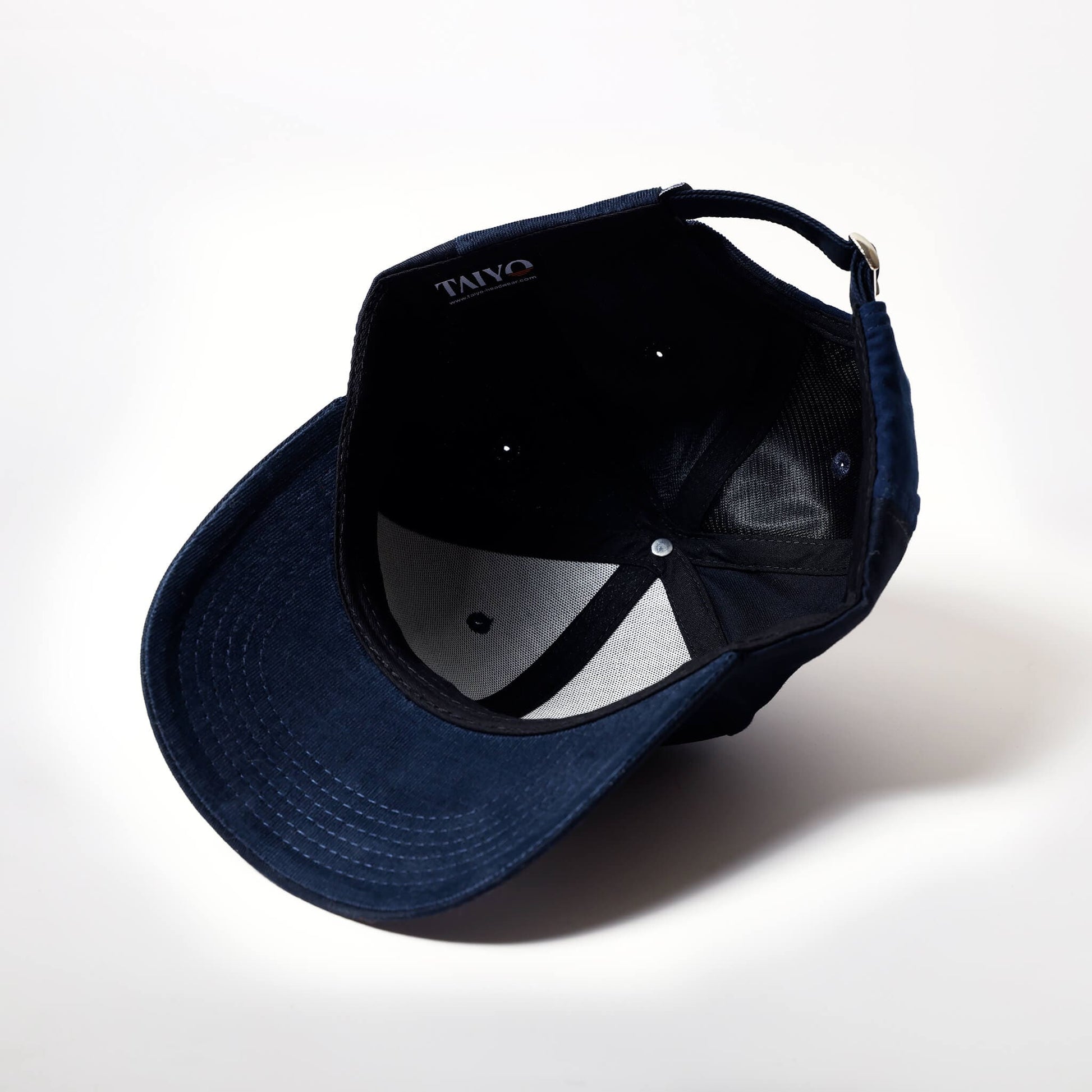 dessous de visière casquette baseball en velours bleu marine